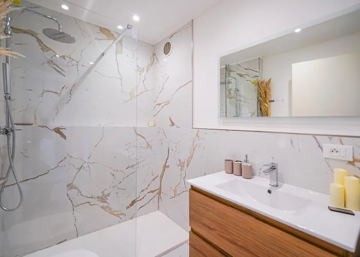 Magnifique Avec Terrasse A 2 Pas De Monaco * Beausoleil