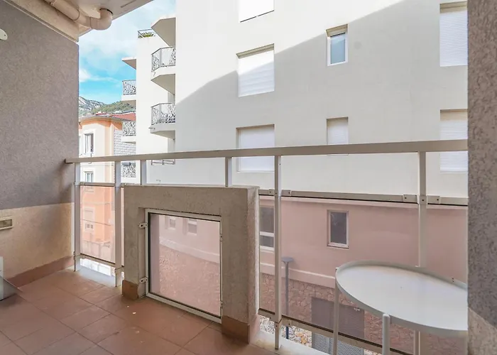 Magnifique Avec Terrasse A 2 Pas De Monaco * ボーソレイユ